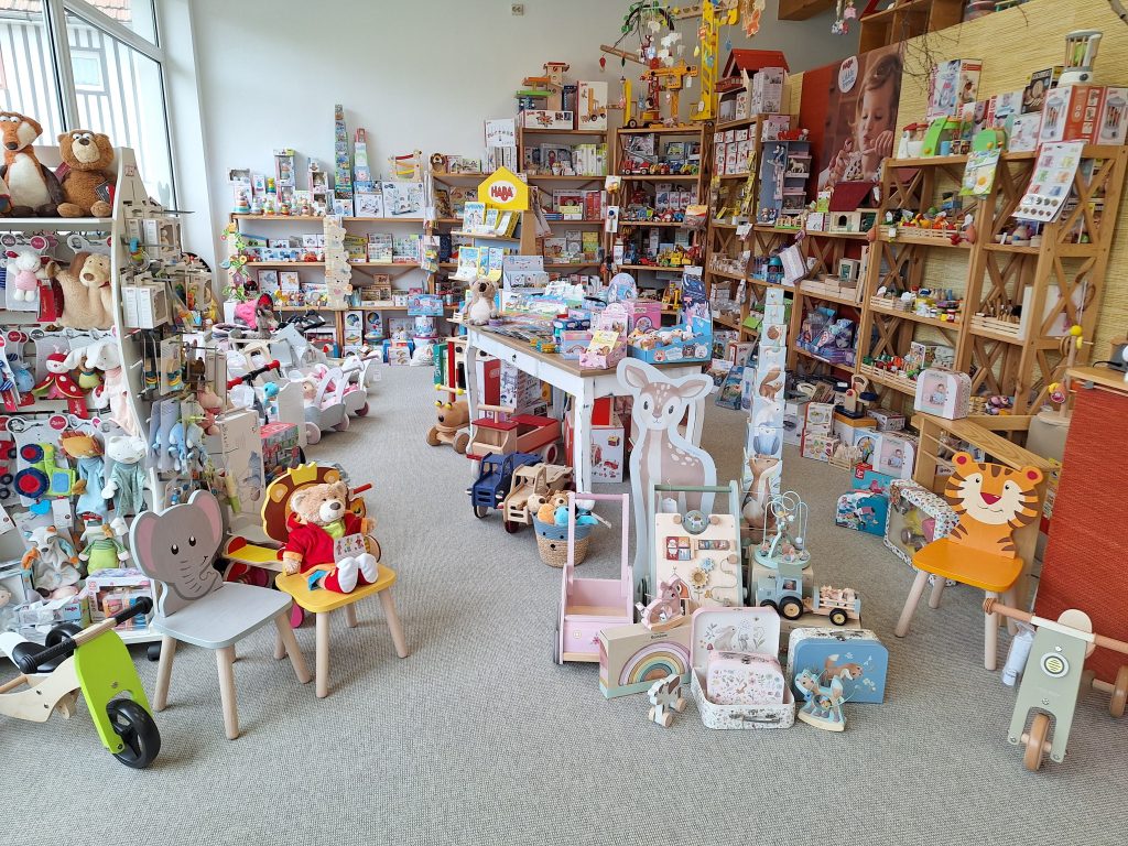 Holzspielkiste Taura